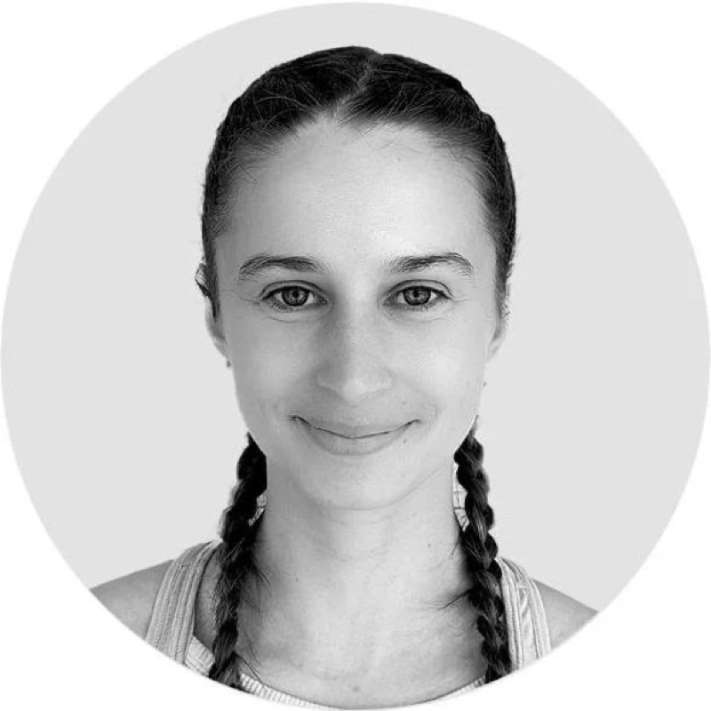 Lindsey Guarisco, Accounts Director